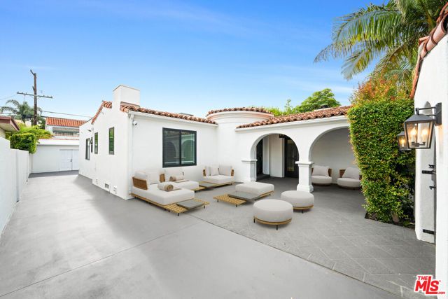 260 S La Peer Drive, Beverly Hills, CA 90211