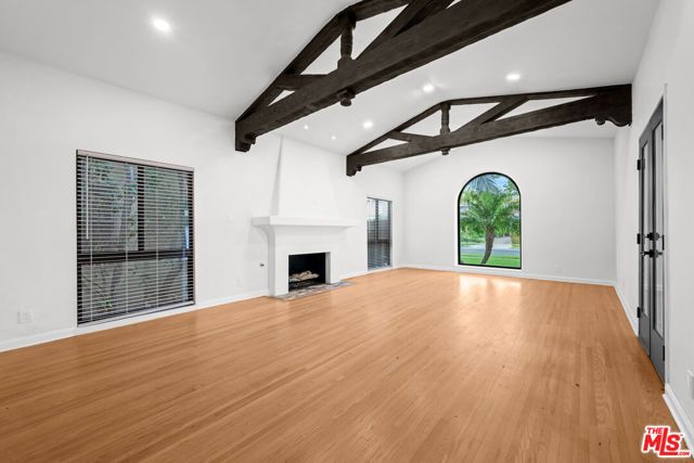 260 S La Peer Drive, Beverly Hills, CA 90211