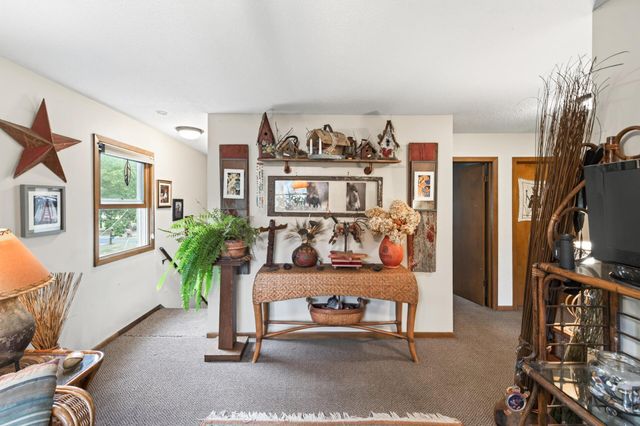 2900 Itasca Avenue S, Saint Mary's Point, MN 55043