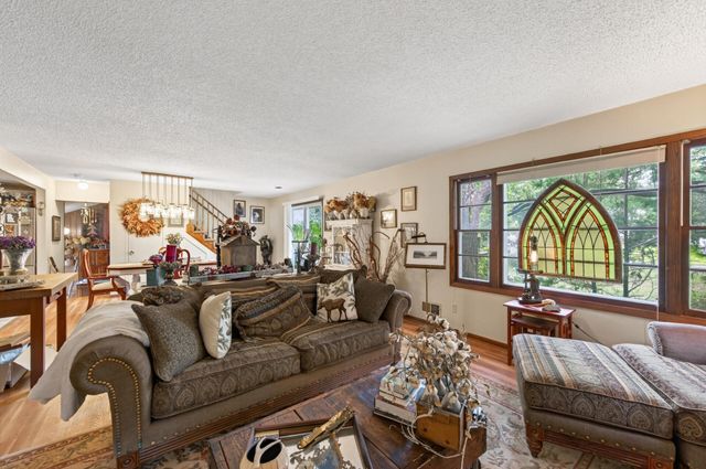 2900 Itasca Avenue S, Saint Mary's Point, MN 55043