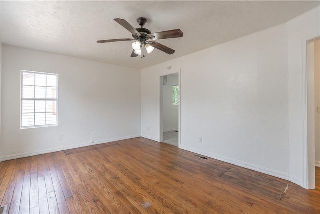 514 E Rickenbacker Drive, Midwest City, OK 73110