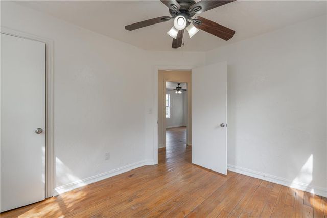 514 E Rickenbacker Drive, Midwest City, OK 73110