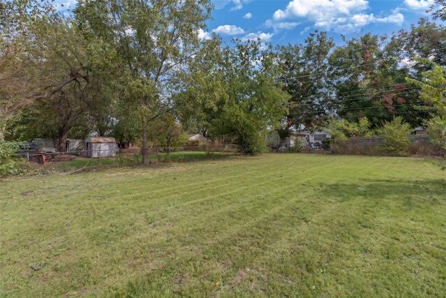 514 E Rickenbacker Drive, Midwest City, OK 73110