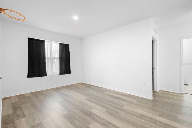 219 MEGHAN CIRCLE, Deland, FL 32724