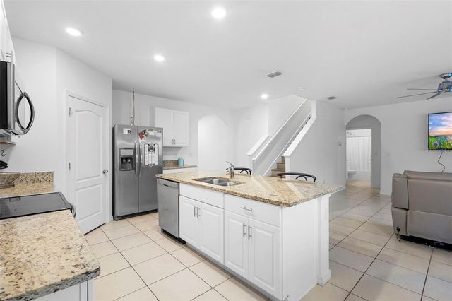 219 MEGHAN CIRCLE, Deland, FL 32724