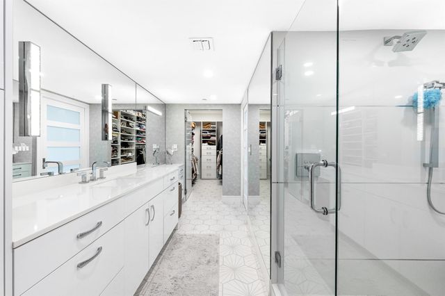 100 SE 5th Avenue 302, Boca Raton, FL 33432