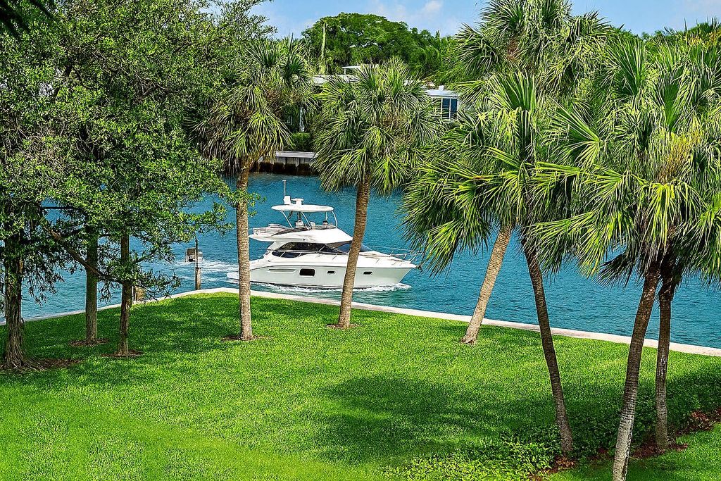 100 SE 5th Avenue 302, Boca Raton, FL 33432