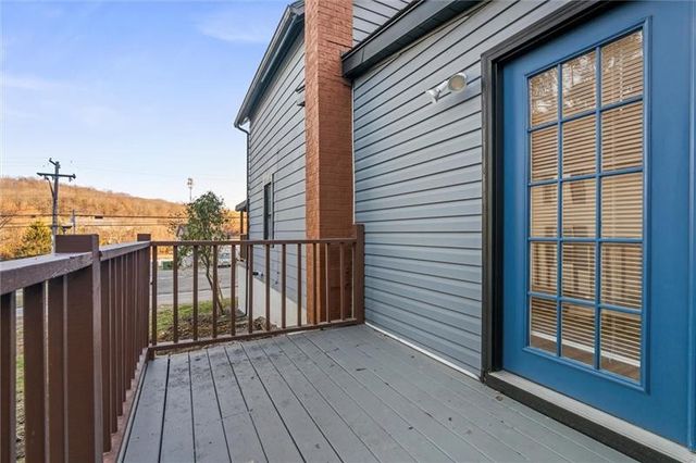 803 LITTLE DEER CREEK VALLEY RD., West Deer, PA 15076