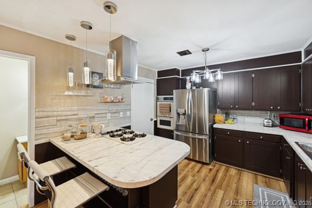 7731 E Skelly Drive, Tulsa, OK 74129