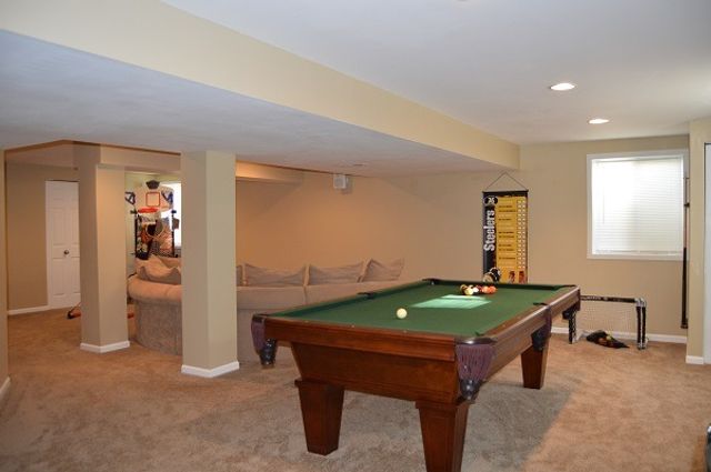 2316 Loop Road, Algonquin, IL 60102