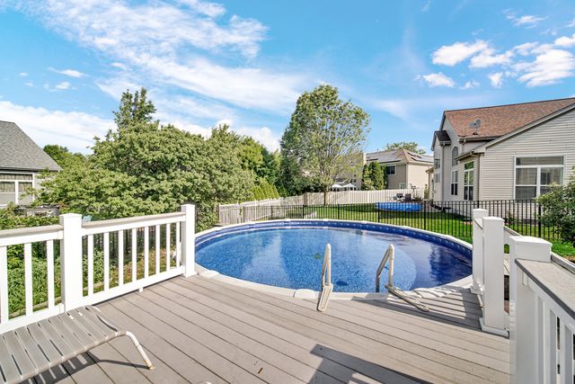 2316 Loop Road, Algonquin, IL 60102
