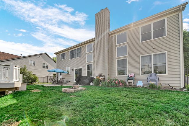 2316 Loop Road, Algonquin, IL 60102