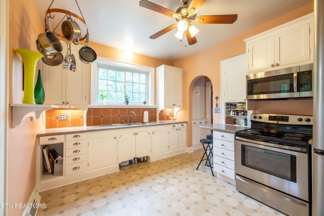 109 Willard St, Maryville, TN 37803