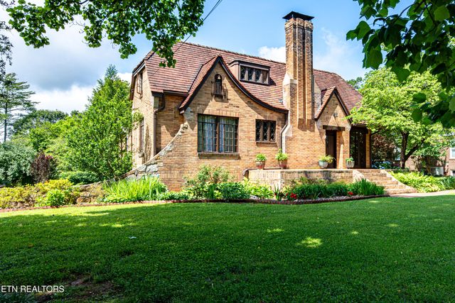 109 Willard St, Maryville, TN 37803