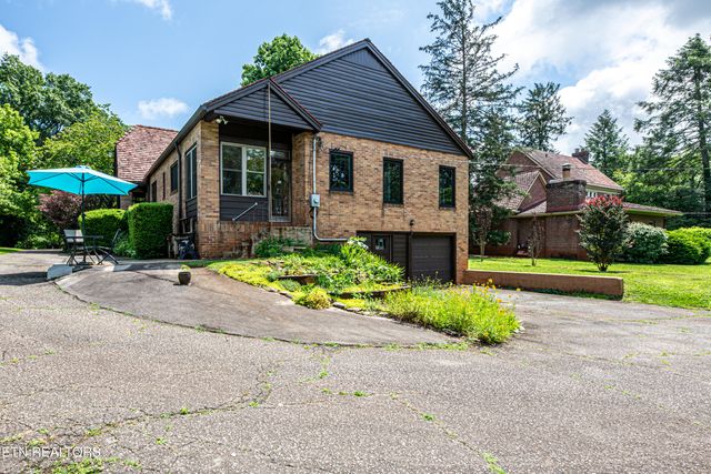 109 Willard St, Maryville, TN 37803