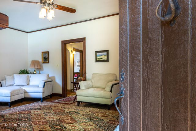 109 Willard St, Maryville, TN 37803