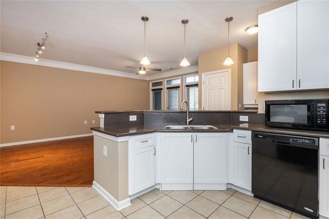 400 17th NW Street 2322, Atlanta, GA 30318