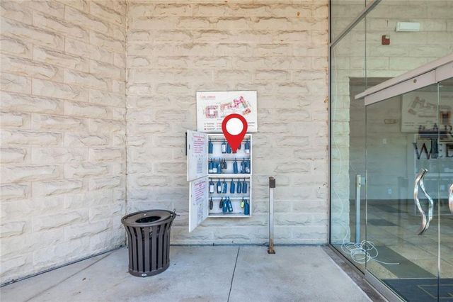 400 17th NW Street 2322, Atlanta, GA 30318