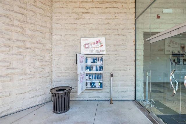 400 17th NW Street 2322, Atlanta, GA 30318