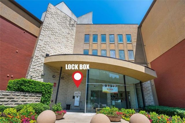 400 17th NW Street 2322, Atlanta, GA 30318