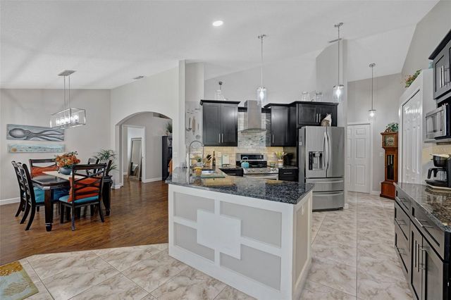 724 WINTERBROOKE WAY, Sun City Center, FL 33573