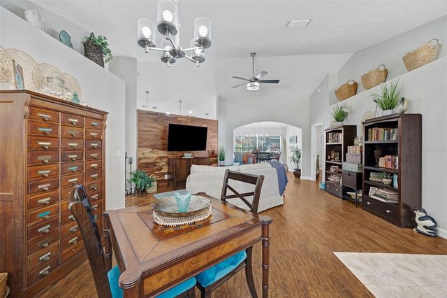 724 WINTERBROOKE WAY, Sun City Center, FL 33573