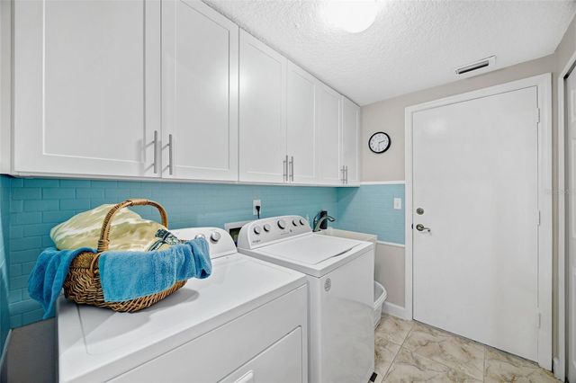 724 WINTERBROOKE WAY, Sun City Center, FL 33573