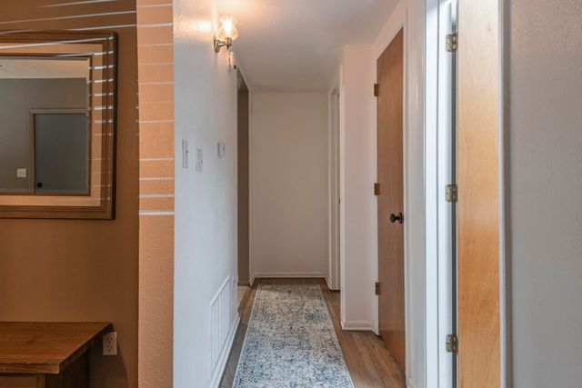 215 Carlisle Boulevard NE, Albuquerque, NM 87106