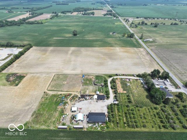 6397 S State Road 13, Pendleton, IN 46064