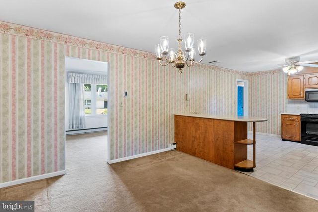 936 EMILY DR, Mechanicsburg, PA 17055