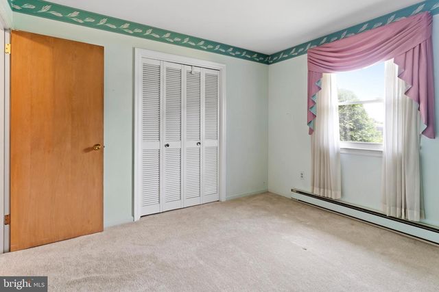 936 EMILY DR, Mechanicsburg, PA 17055
