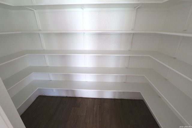 1114 HUMMINGBIRD LN, Adkins, TX 78101