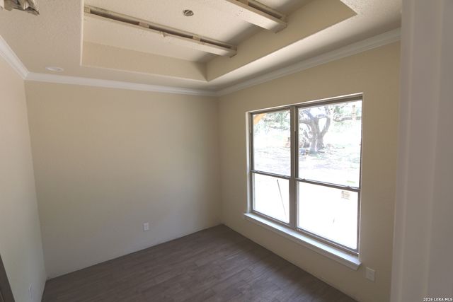 1114 HUMMINGBIRD LN, Adkins, TX 78101