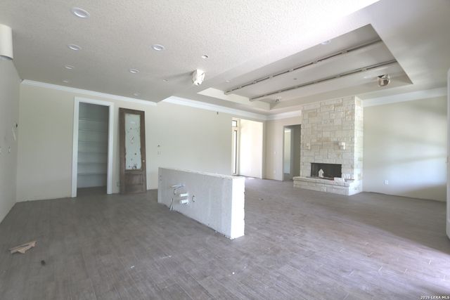 1114 HUMMINGBIRD LN, Adkins, TX 78101