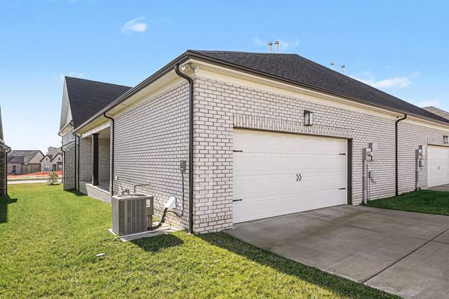 110 Nelson St, Gallatin, TN 37066