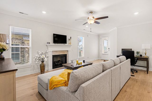 110 Nelson St, Gallatin, TN 37066