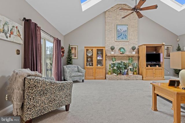 7 EMMA DR, Wilmington, DE 19810