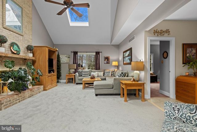 7 EMMA DR, Wilmington, DE 19810