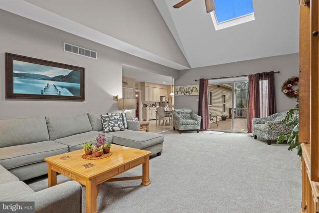 7 EMMA DR, Wilmington, DE 19810