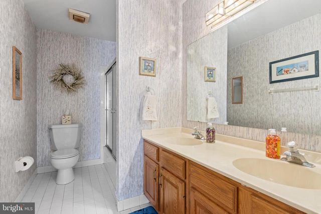 7 EMMA DR, Wilmington, DE 19810