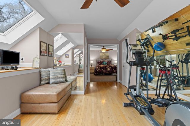 7 EMMA DR, Wilmington, DE 19810