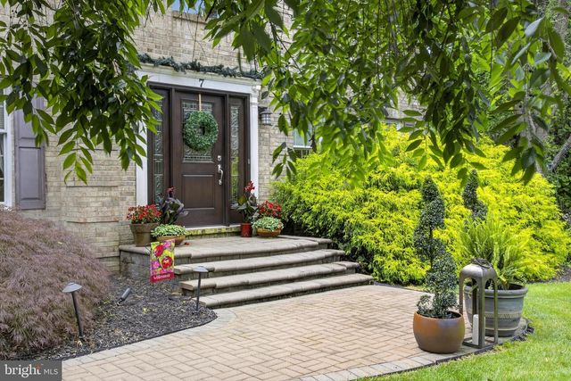 7 EMMA DR, Wilmington, DE 19810