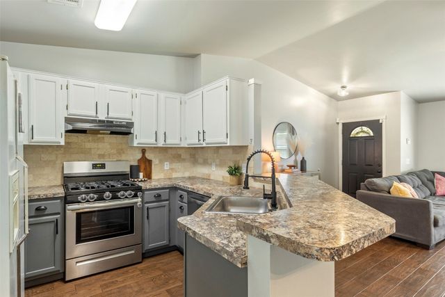 12281 SW 11th Street, Yukon, OK 73099