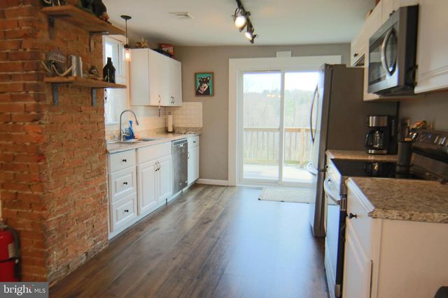 2147 JERICHO RD, New Bloomfield, PA 17068