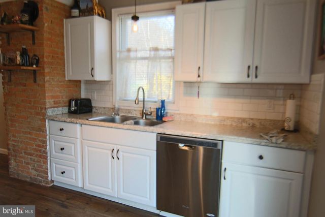 2147 JERICHO RD, New Bloomfield, PA 17068