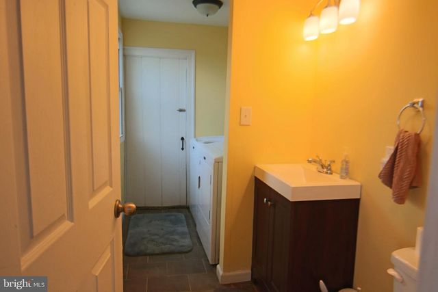 2147 JERICHO RD, New Bloomfield, PA 17068