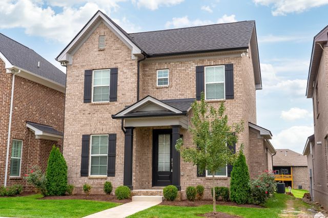 1141 Kennesaw Blvd, Gallatin, TN 37066