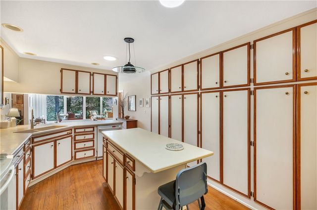 3 Wave Court, Salem, SC 29676