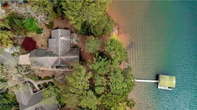3 Wave Court, Salem, SC 29676