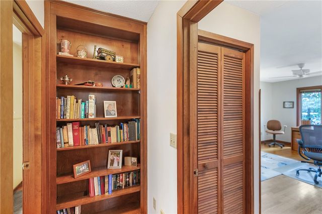 3 Wave Court, Salem, SC 29676